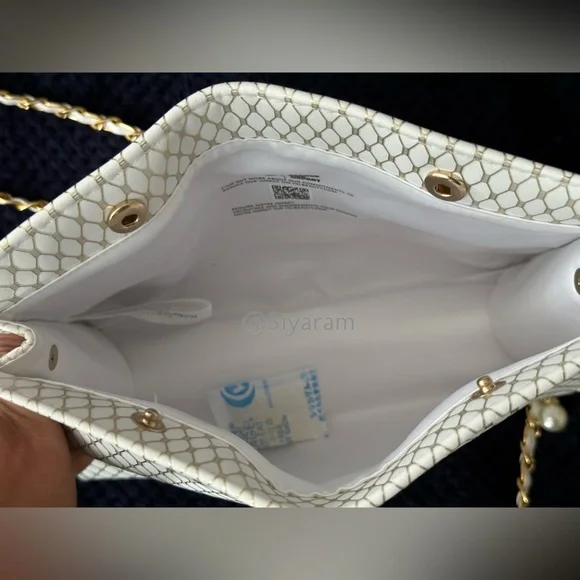 Yves Saint Laurent crossbody - Picture 9 of 9